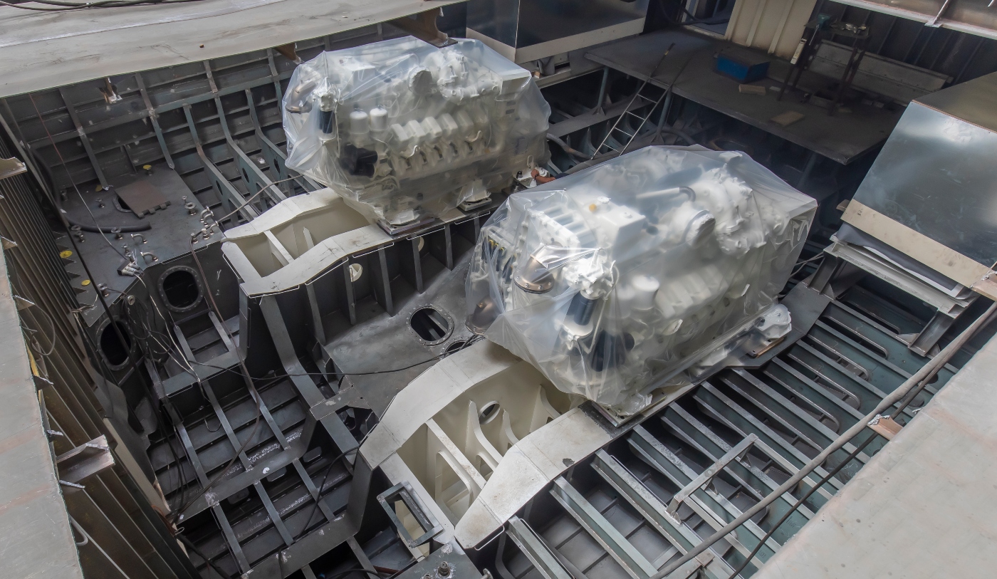 FB283-Engines embarkment